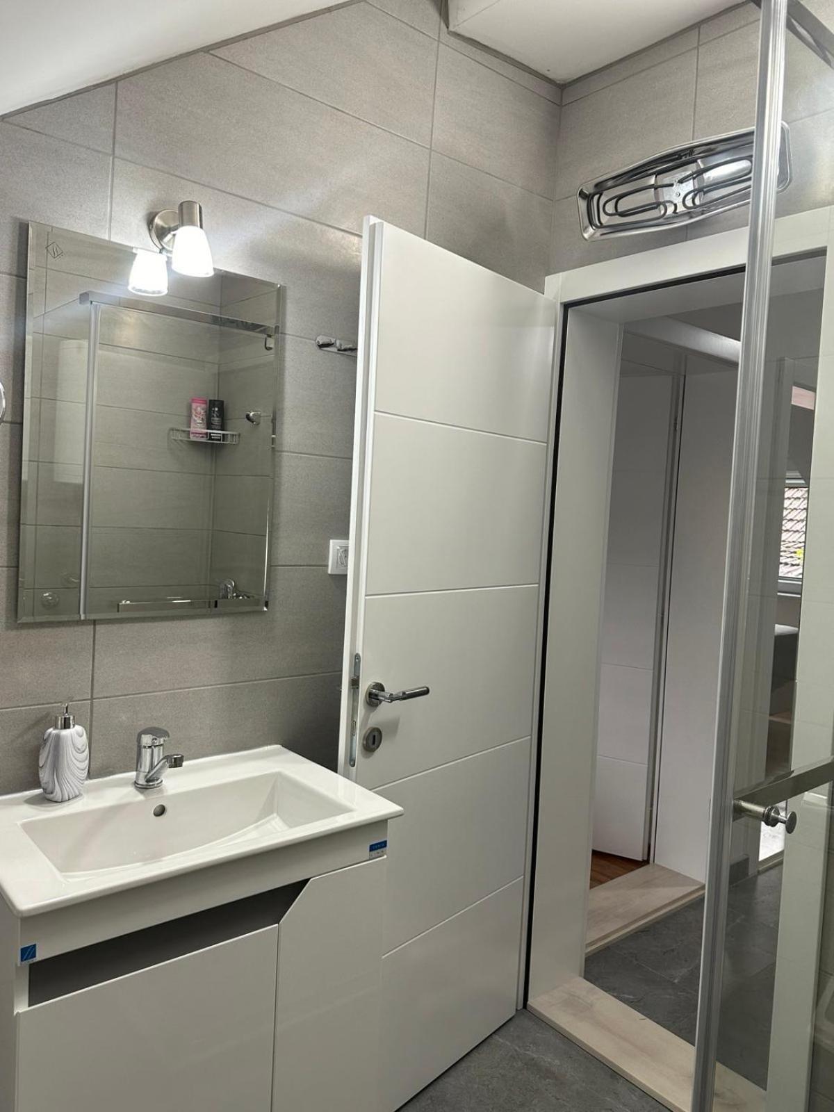 Apartment Holiday Vrnjačka Banja 外观 照片