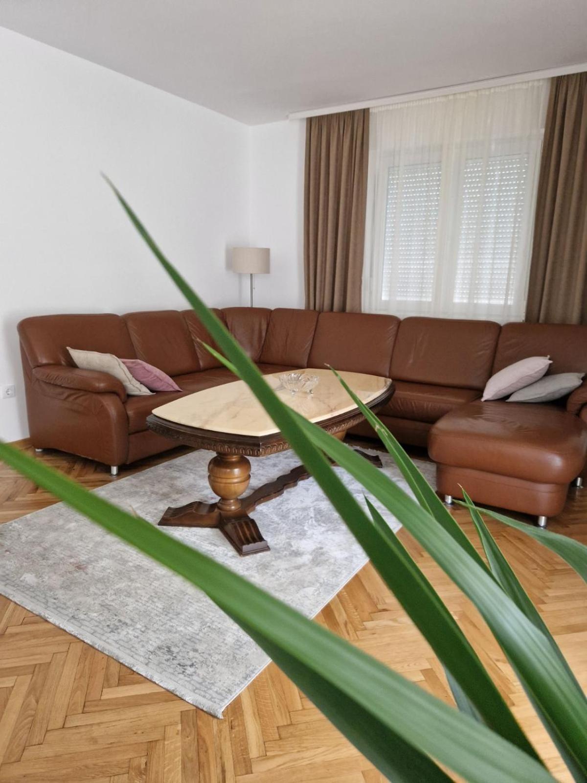 Apartment Holiday Vrnjačka Banja 外观 照片